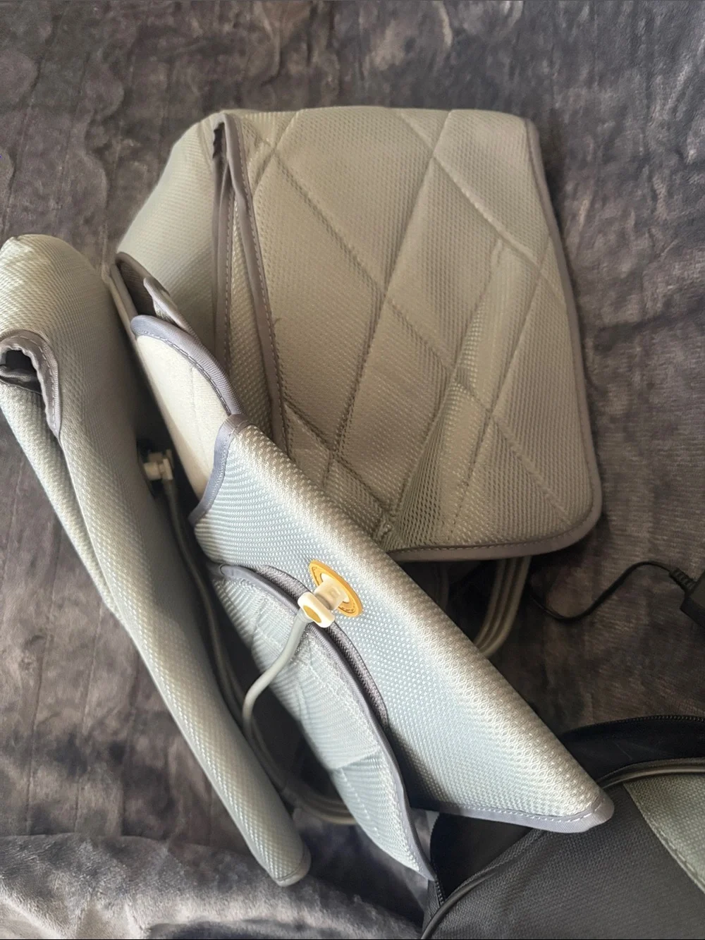 INVOSPA ~LEG Massager with Carry Bag
